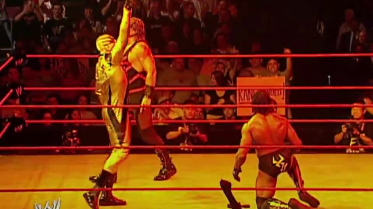 Kane returning in 2002 to such a huge pop and randomly doing the Kanearoonie was such a great moment