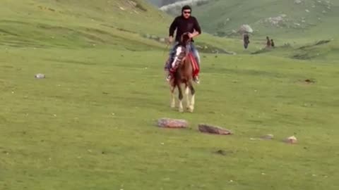 Pakistan Siri payei shogran horse Riding