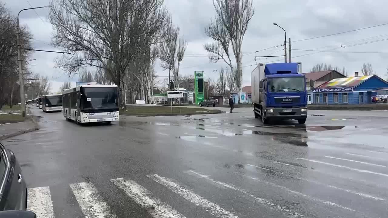 Buses arrived in Mariupol to evacuate civilians