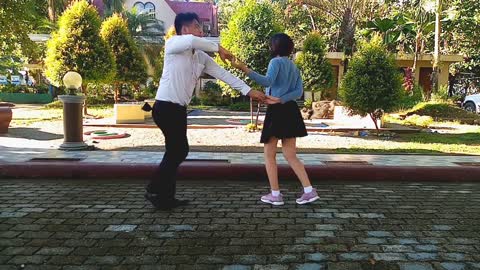 Swing Dance (Awitin mo at isasayaw ko)