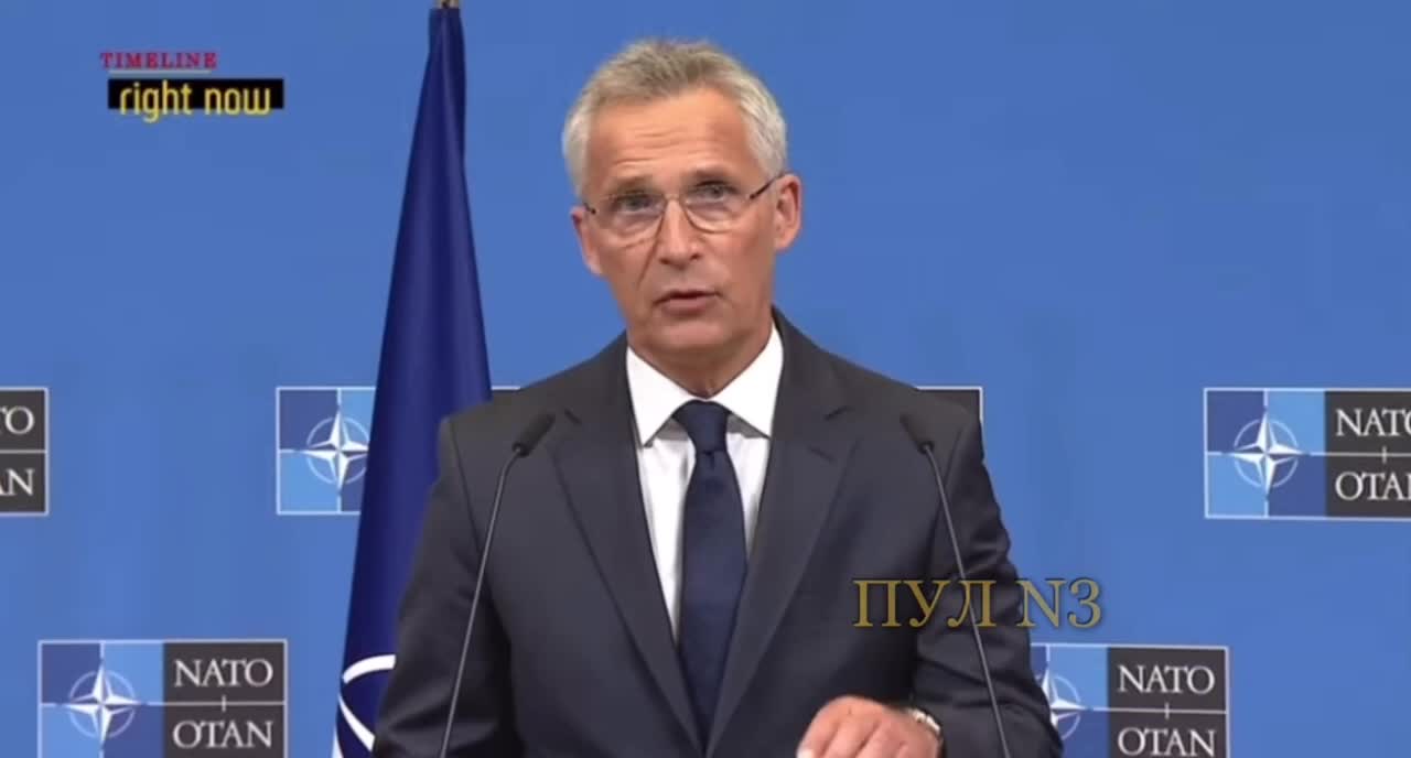 Jens Stoltenberg: "Se la Russia smette di combattere ci sarà la pace"