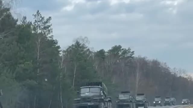 Russian Troops From Brest Belarus Moving Into Ukraine (Day 2) - February 25th 2022 (2x Speed)