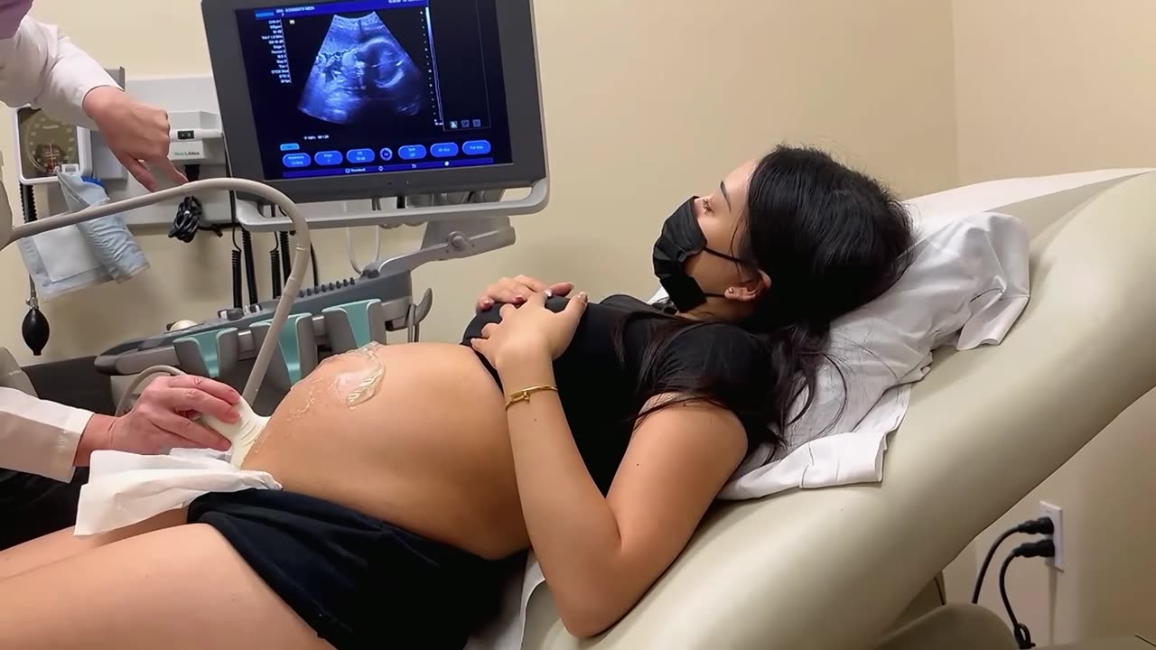 RiceGum uploads after 3 years, has a miscarriage