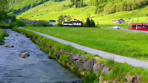 Give you 10w for a month. Without internet, would you like to live here? 3