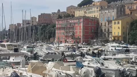Vue sur le Vieux port de Bastia en haute corse