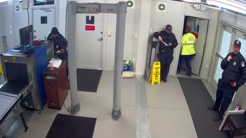 0972USCG00SouthTrailer_2021-01-06_18h40min02s293ms.mp4