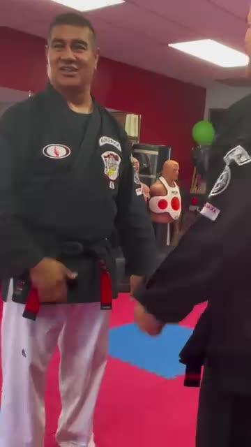 Kenpo Karate Gun Defense