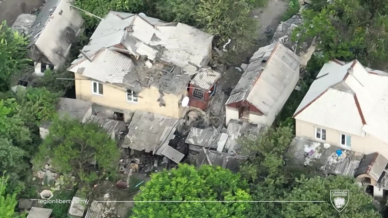 Ukrainian Mortar Crew Decimates Russian "Safehouse"