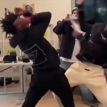 Ishowspeed slap boxing