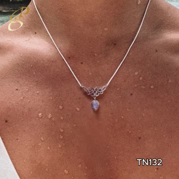 Timeless Unity: Celtic Knotwork Silver Jewelry for Christmas