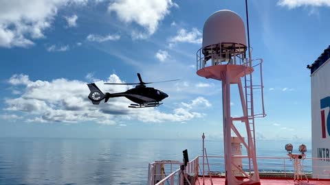 Helicopter landing on a ship
