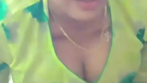 Hot Girl showing her boobs 🤣
