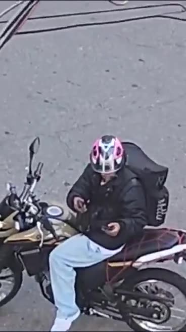 Ladrão atira na direção de mulher que filmava roubo em São Paulo