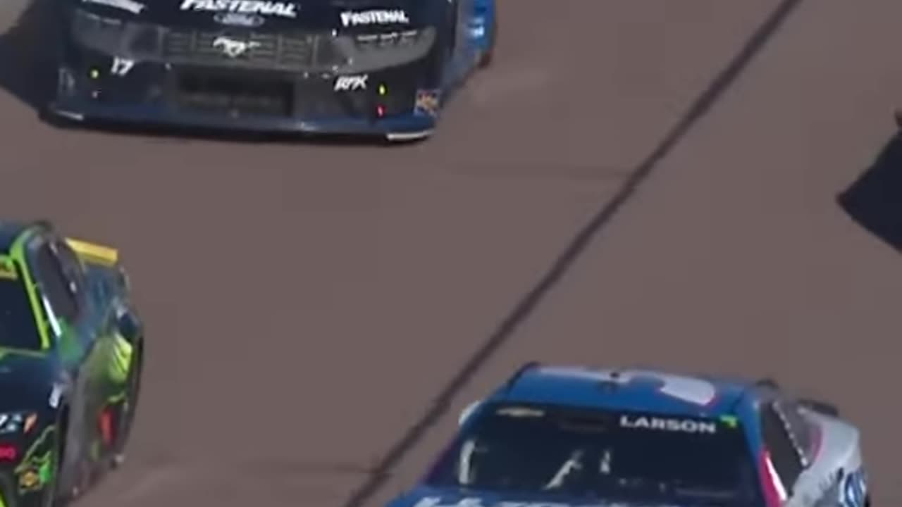 A bold move … and a close call for tyler reddick! Championship4