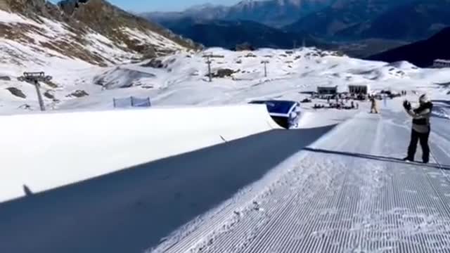 setting the tone for the week 🫡 #snowboard #snowboardingtiktok #viralvideo