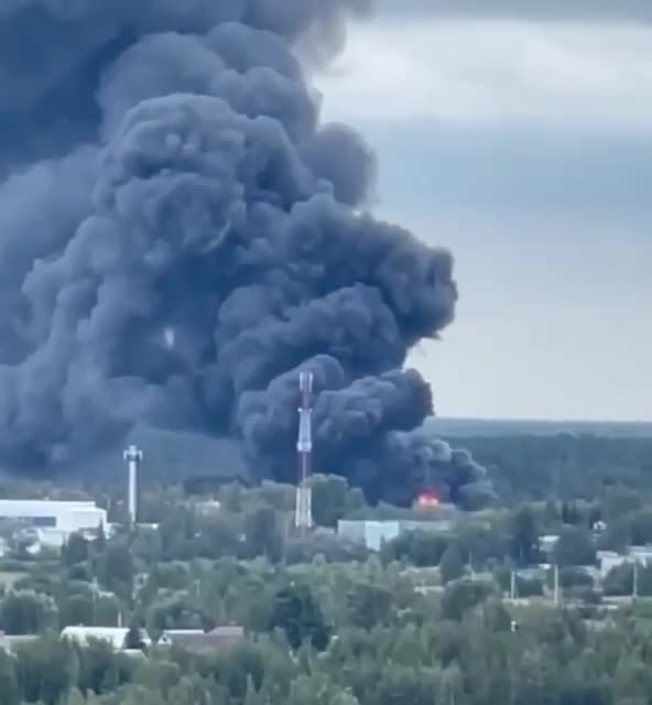 Massive Explosions in the Suburbs of Moscow