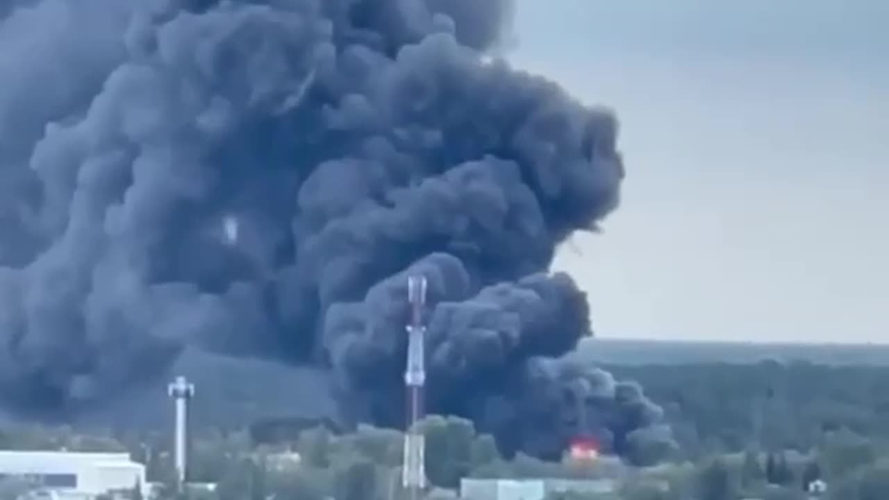 Massive Explosions in the Suburbs of Moscow