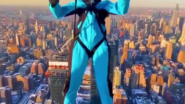 -Would you like to experience the 1,200-foot altitude of new york?