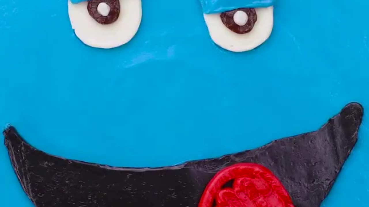 M&M Candy Cake Decorating
