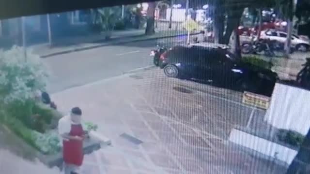 Autoridades investigan robo en un restaurante ubicado en la carrera 36 con calle 44 de Bucaramanga
