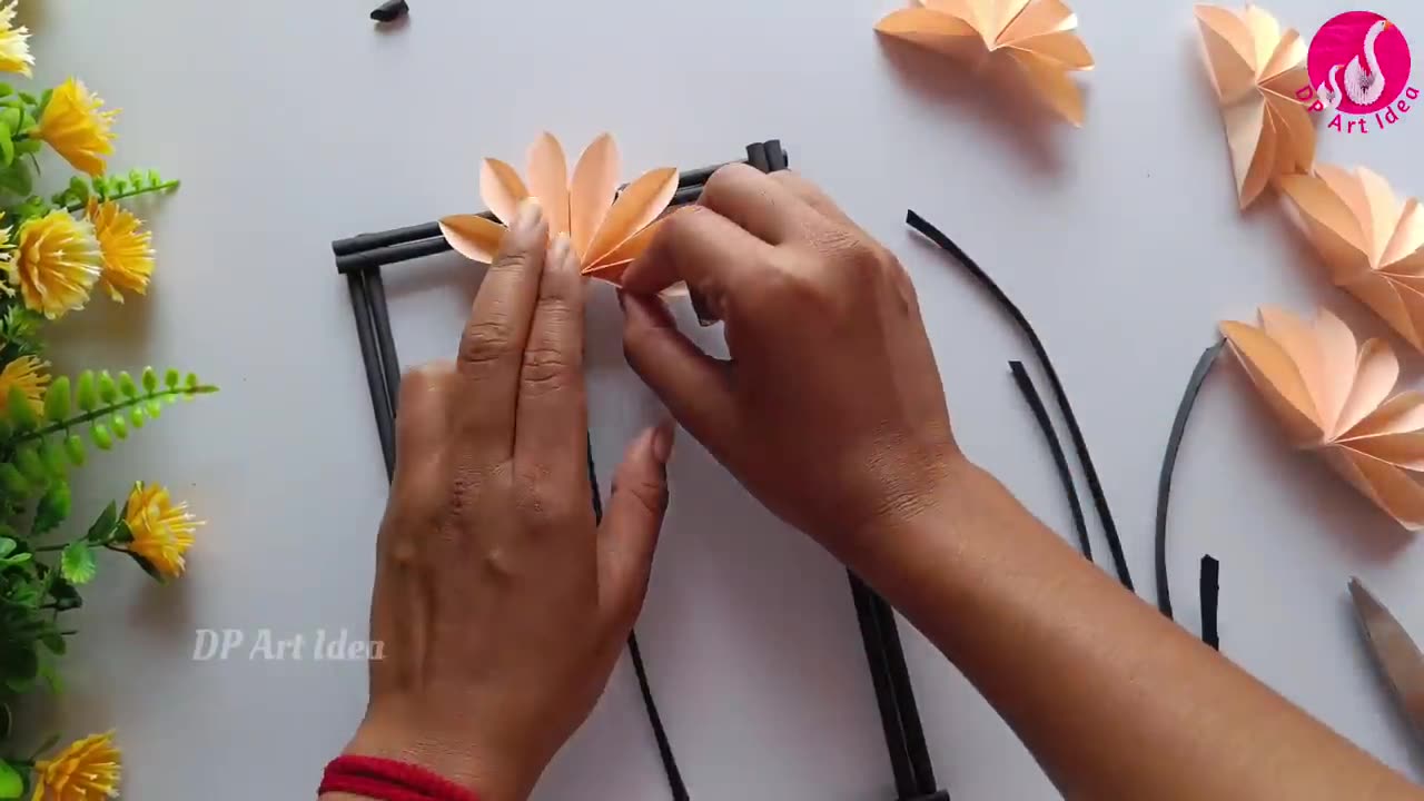 Amazing Wall Hanging -- Paper Craft