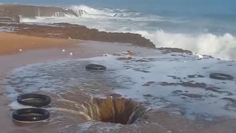 Weird Volcano Alike Hole Found In Balochistan😱