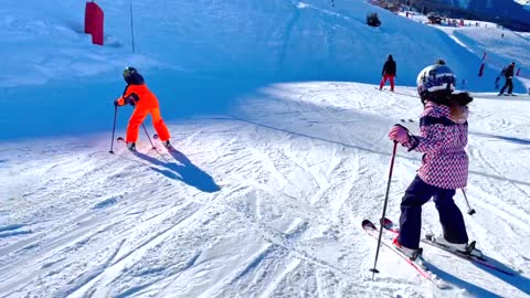 Diana and Roma Go on Ski Vacation in the French Alps - Family Fun Trip