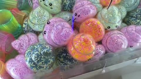 Japan crain game play and enjoy look like very easy to pick but difficult