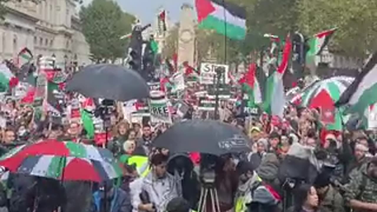 protest in Downing Street, London, ins support of Gaza: