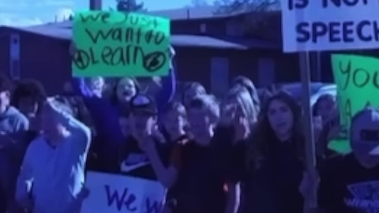 Mt Nebo Ut Teacher Online Bullies Students Who Protested Furries, Also Video Evidence