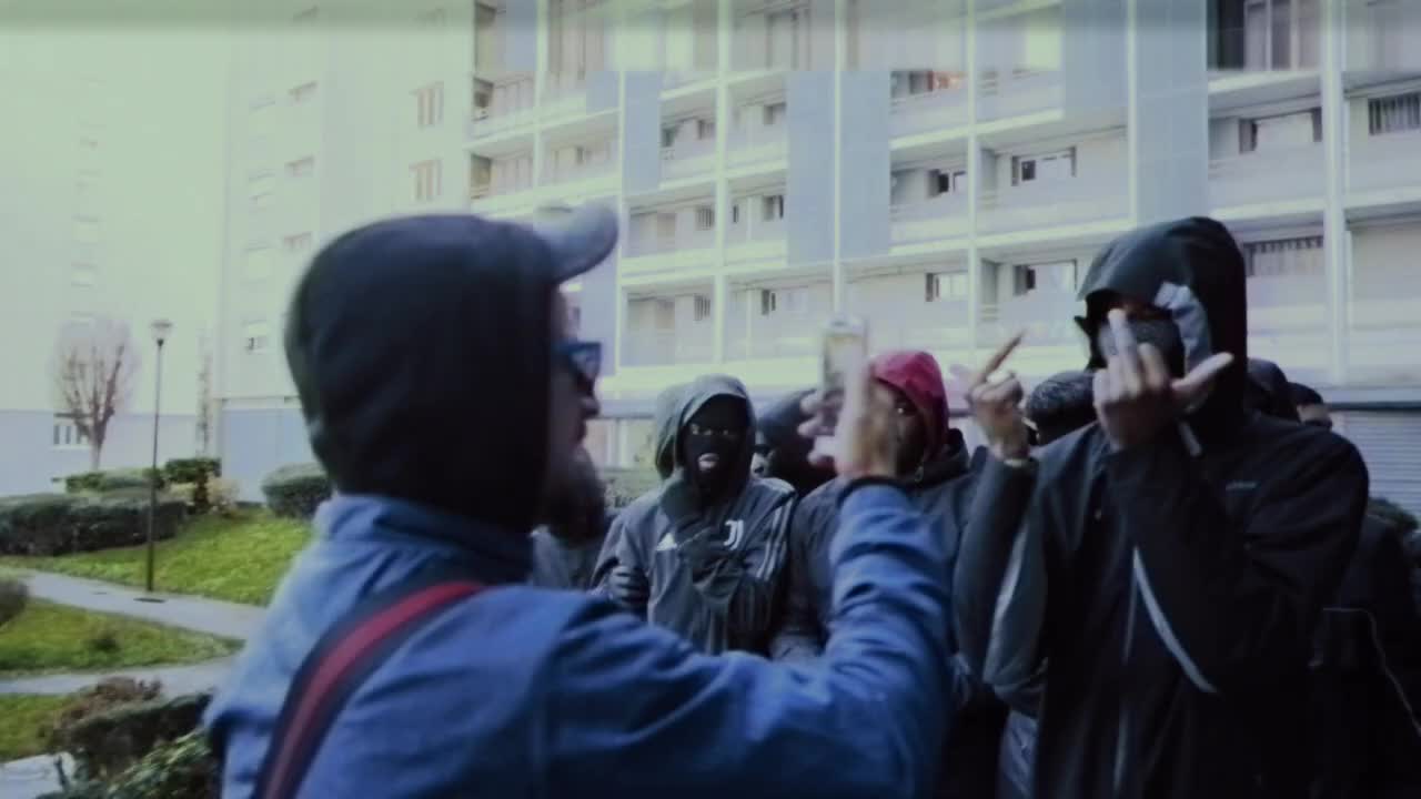 Mouk - Tartin #1 (Clip Officiel)