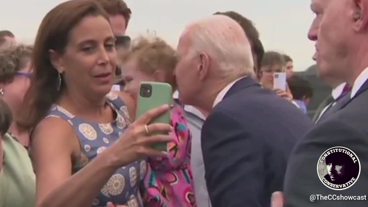 Biden's Bizarre Cringe Continues