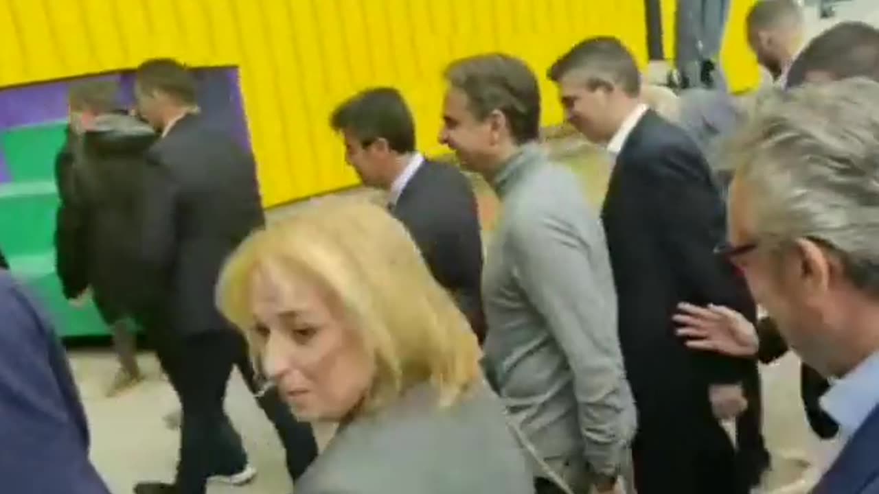 ΜΗΤΣΟΤΑΚΗΣ-ΑΚΟΥΣΑ ΟΤΙ ΚΑΝΕΤΕ ΚΑΙ ΩΡΑΙΟ ΚΑΦΕ