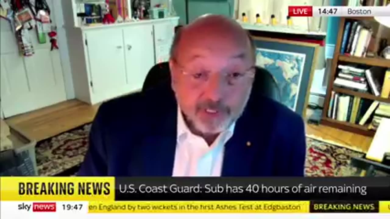 US. Coast Guard: Sub has 40 hours of air remaining