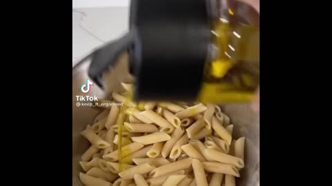 How to make yummy pasta chips