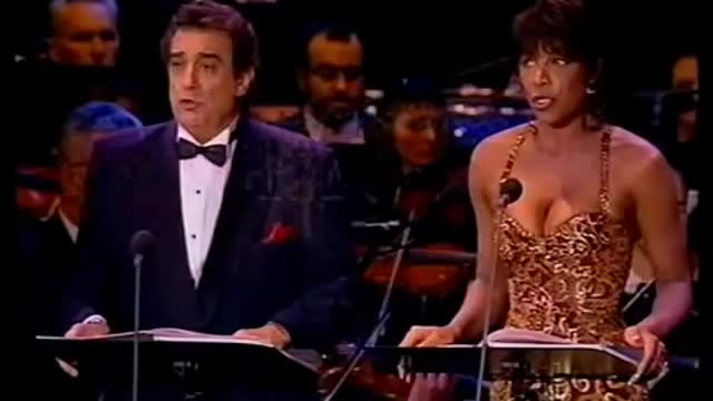 Placido Domingo, José Carreras, Natalie Cole - Stille Nacht