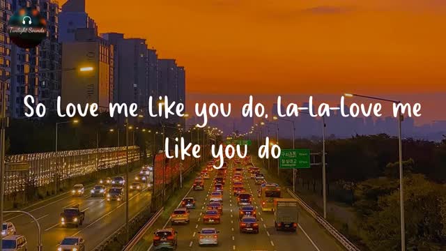 Ellie Goulding - Love Me Like You Do (Lyrics)