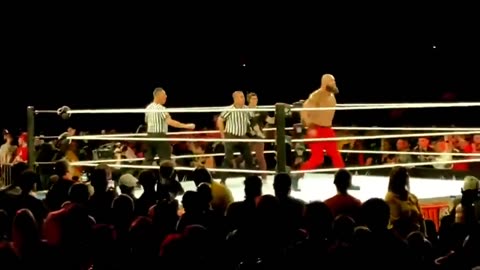 BRAUN STROWMAN DESTROYS OMOS WWE LIVE EVENT 2022 | BRAUN STROWMAN VS OMOS WWE LIVE EVENT 2022!