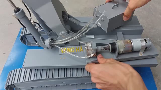 Homemade RC Excavator from PVC - Part 04