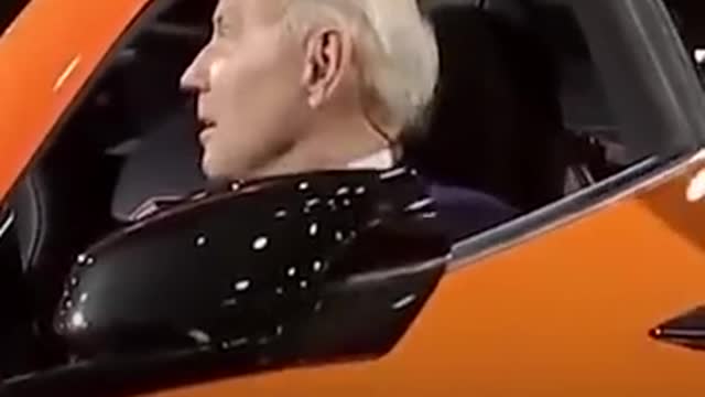 Joe biden say bad word to his scretry 😠😠😠😠😠😠😱😱😱