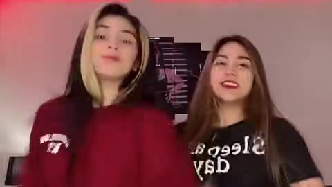 We "Tiktok"