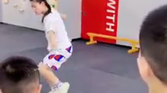 — Training form nanquan wushu china 🇨🇳