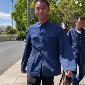 We should always help others when we can❤️