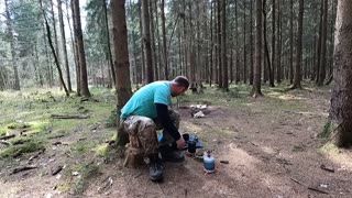 Making a brew worh the MSR pocket rocket 2 in the woods