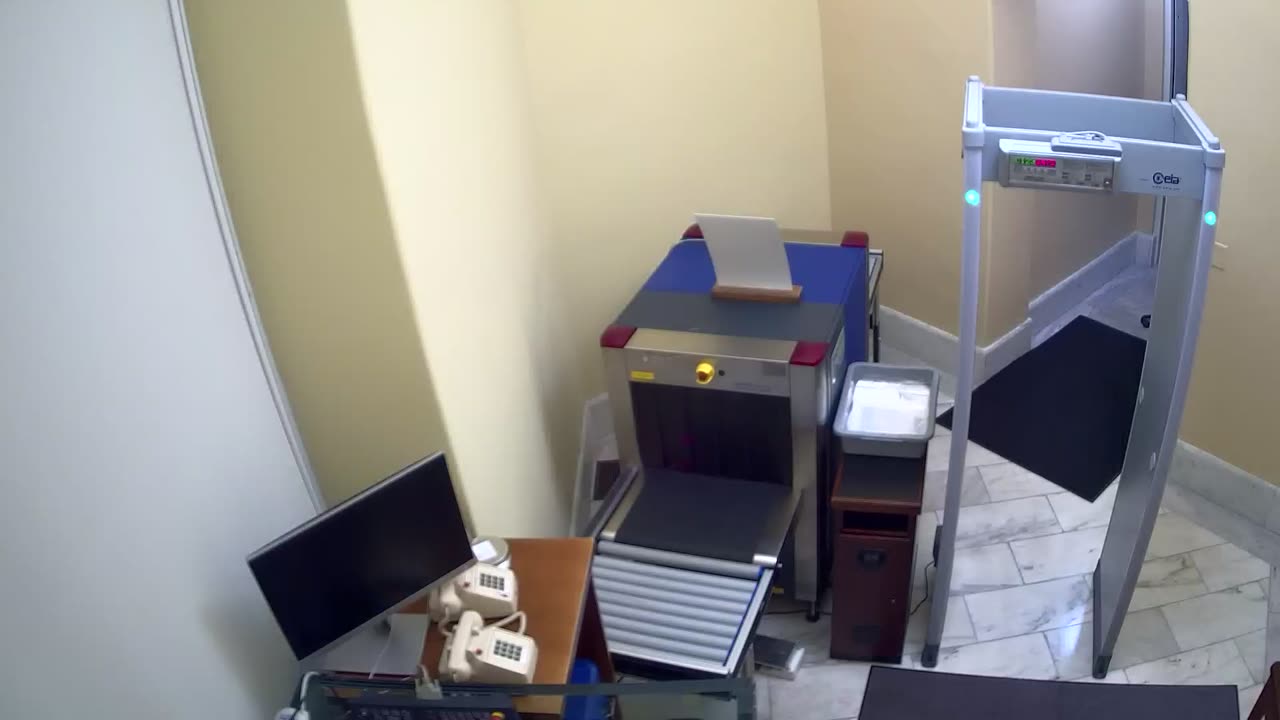 5141CHOB02284RotundaScreening_2021-01-06_17h20min01s357ms.mp4