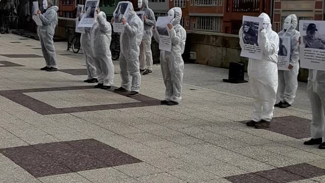 Masques blancs. Castres, le 19 mars.