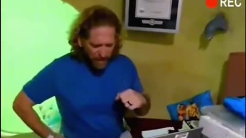 He lived under the sea for 95 days, his body is 10 years younger!