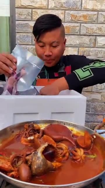 Eating Amazing Seafood 5