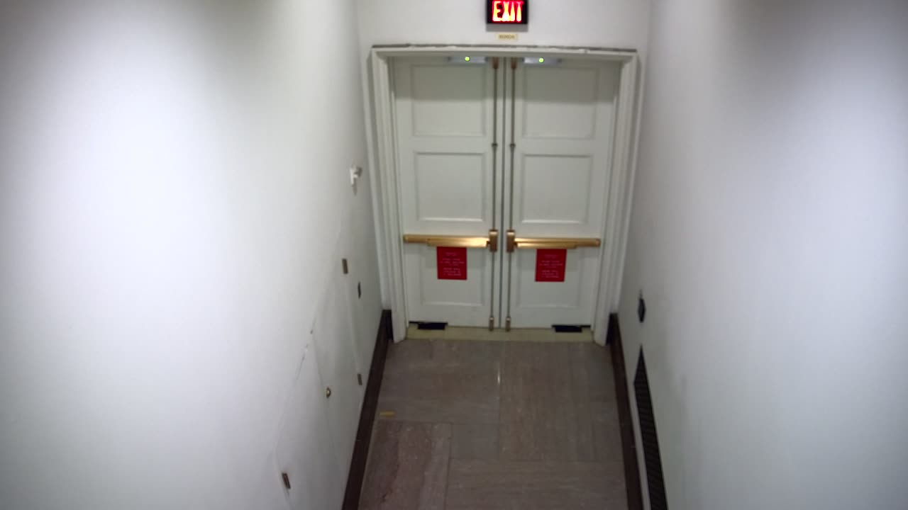 0751USCH02H202FireDoor_2021-01-06_16h49min54s027ms.mp4