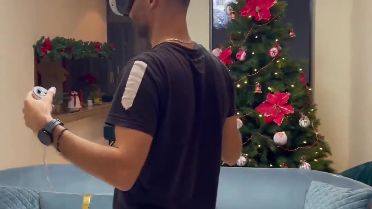 My first time trying Meta Quest 3 😅🤣 did you ever try it.